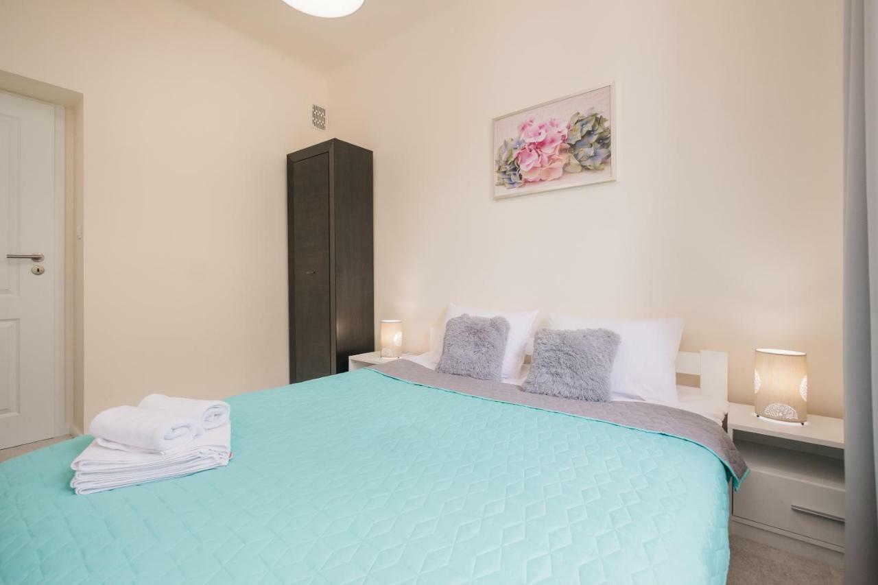 Miodowa Old Town Apartment วอร์ซอ ภายนอก รูปภาพ